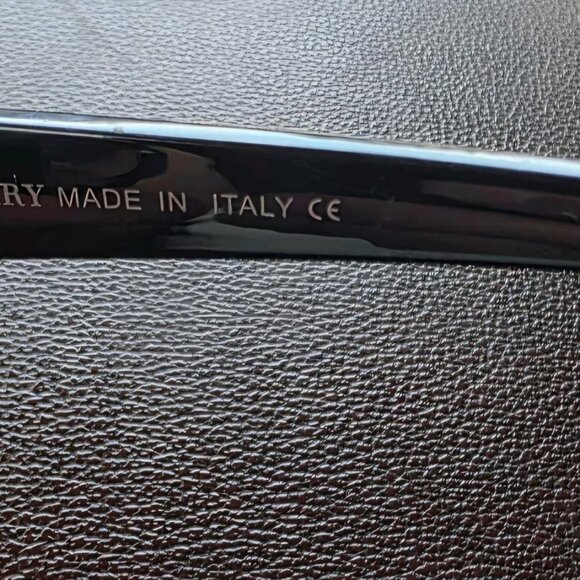 Burberry Women’s Sunglasses – Preowned - Picture 4 of 4